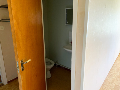 Lokal på Riktargatan 65B, WC med vask.