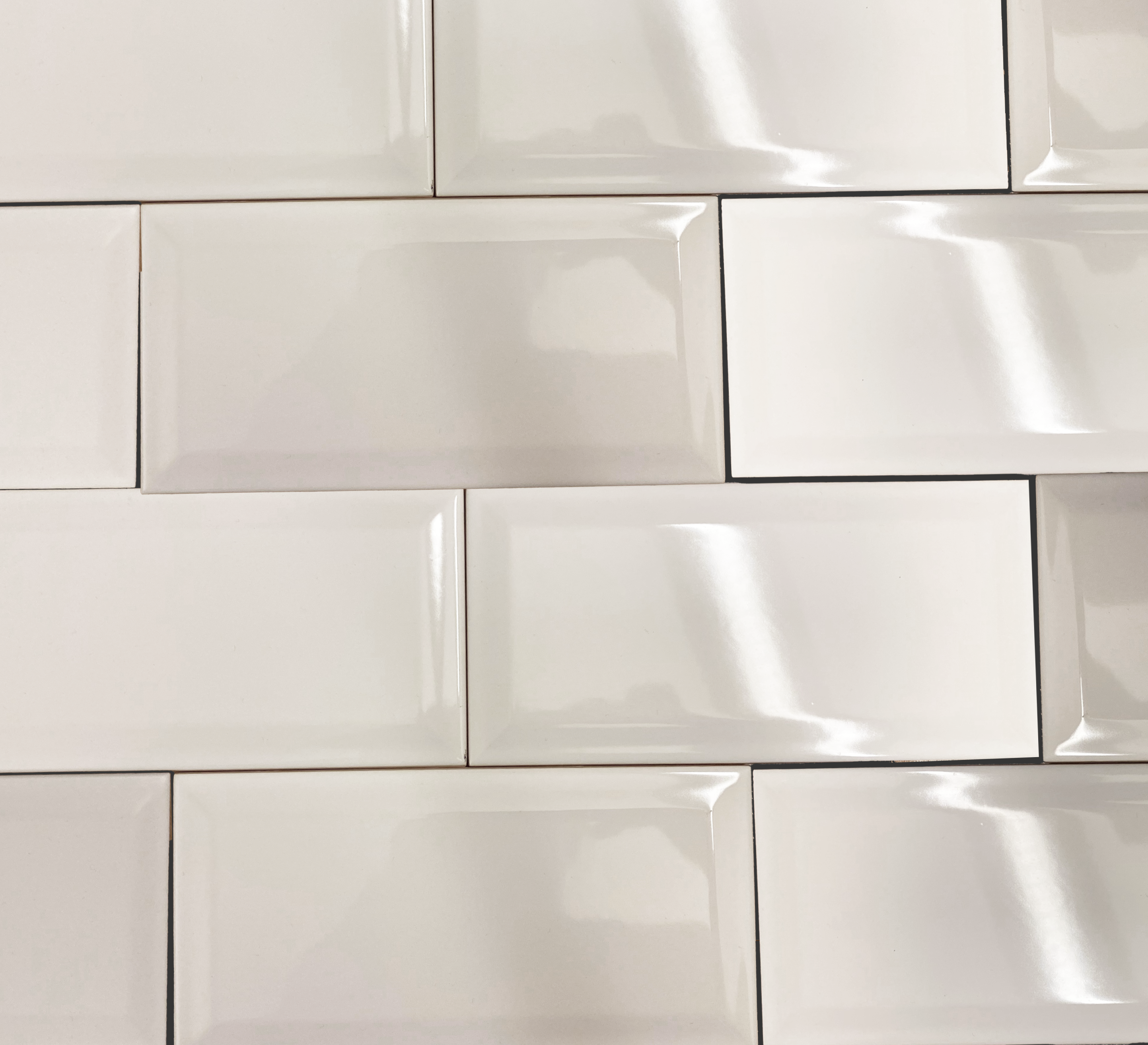 Kakel, fasad vit blank 10x20 cm. <strong><br>86kr-131kr/månad</strong>