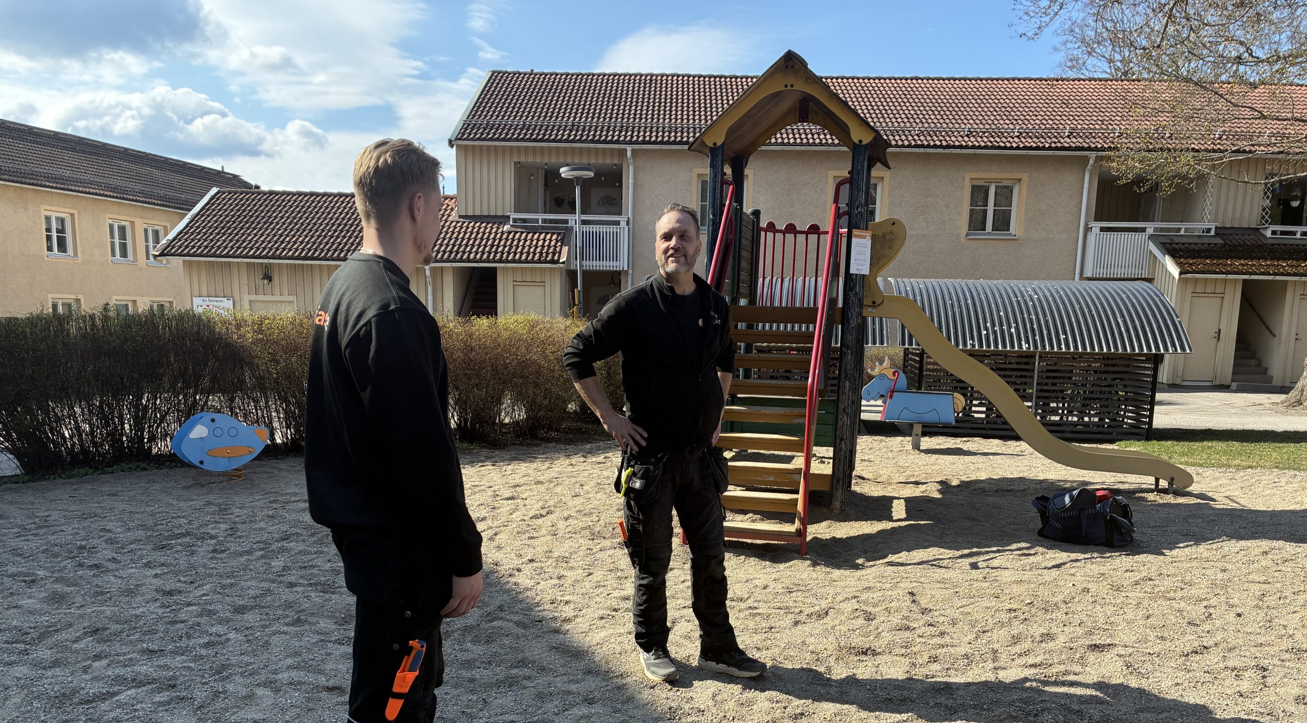 Lekplatsbesikning görs av lekplatsbesiktningsman